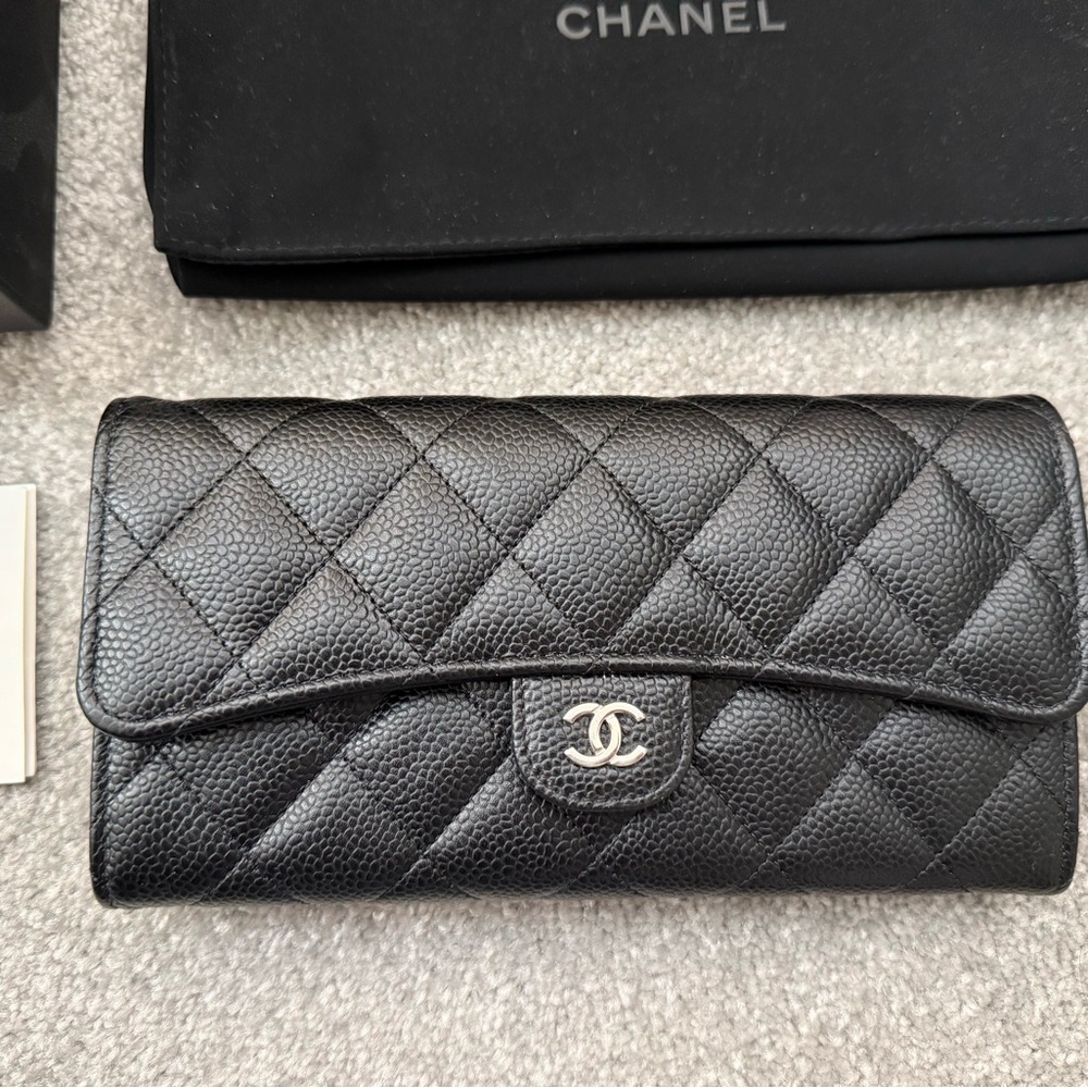 Brand New Chanel Black Quilted Wallet with Silver Logo